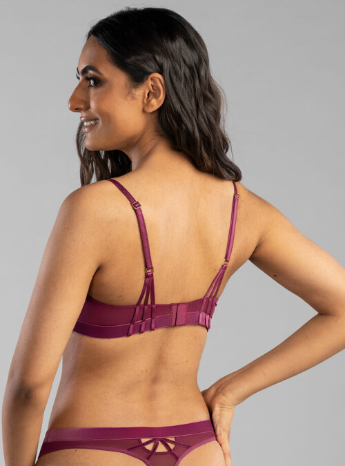 102674 40CL 0 BK N 1960179