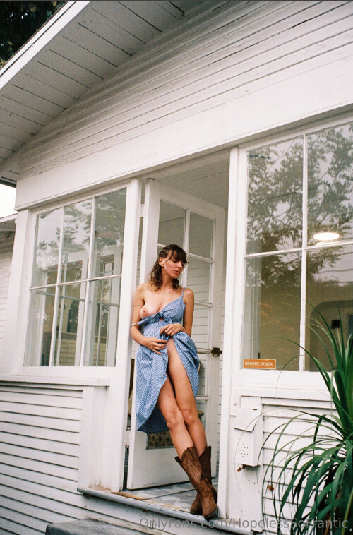 1040x1577 b27ef316e88f496f99b3023dd46c02816cf57b3785082a71