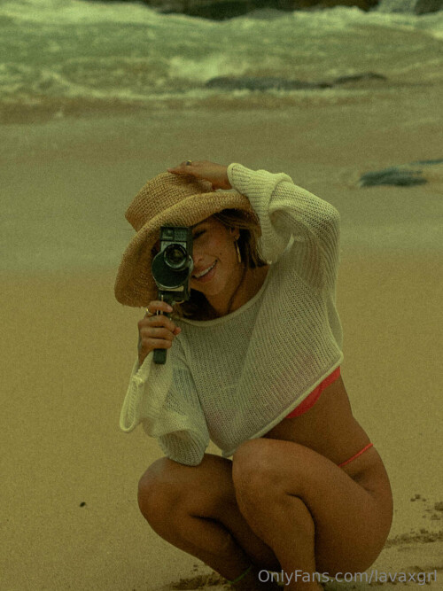 1042x1389 e6c08b3c9c298b52653940ea37a7e9c4964d32ce1eecbf42