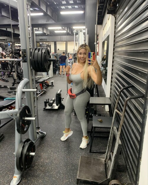 104886890579d56cd3334