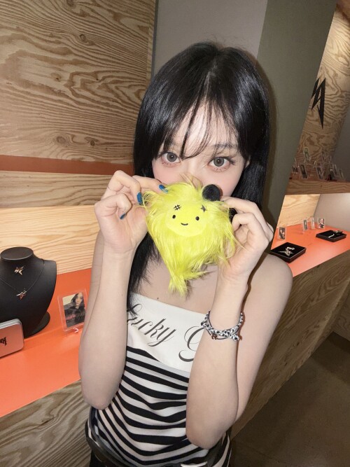 1049549888169022500 179c012d8216f8599