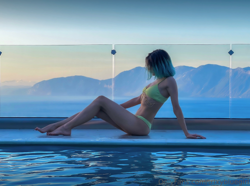 104c1e0fcc9605eacb350923463856a4272