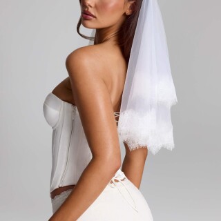 10645-White_Trixie_2-web592b5734a3c5257b