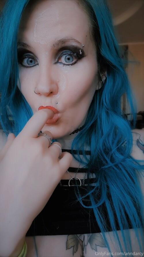 1079x1919 02e60236b4329e6dc1e76a7582ca5a68