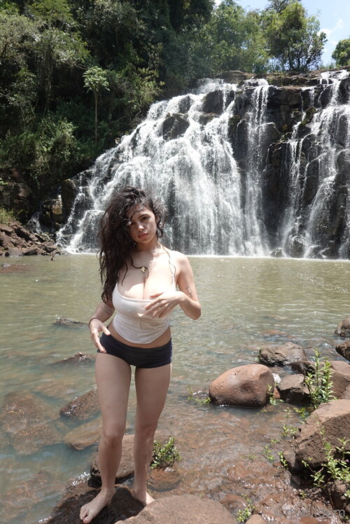 1080x1616 3c695befbc03a96a76b27d0f597c33c4e31cf4f1c036024c