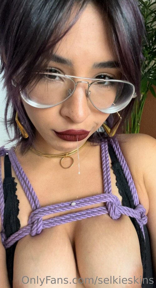 1083x2000 c2ed10ed46659bc2ca2a81e2253a272f054633c850c7b1ba