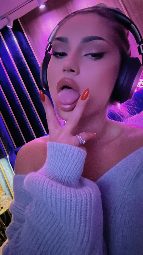 10 vickyduchess OnlyFansFreeTrials.comccca2423471682ec