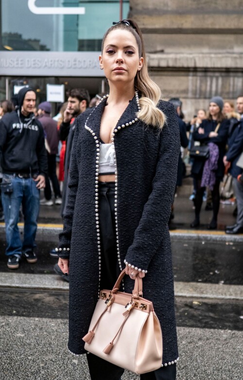 11 WCQuQ1Q601b96566eab5f45