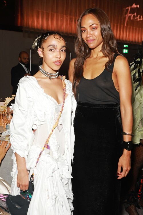 1105110630328 05 1245369190