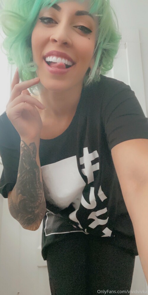 1112x2208 144c27c54d552713c875e26aaa4960d6