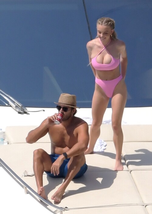 111856006220a7728741df8776