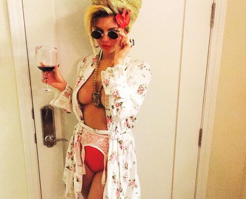 11250247_882488808504412_622430372_nca2b982c42081677