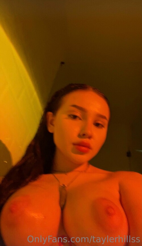 1130x1956 b3e8a9c9d4ae6ee5c68b5d284a2d5b365ec8d4bbbd547f73