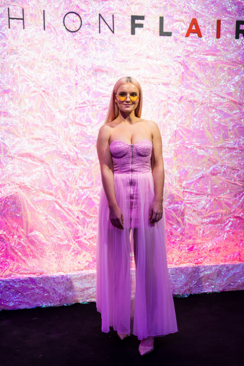 1148090987349d1172771d3623