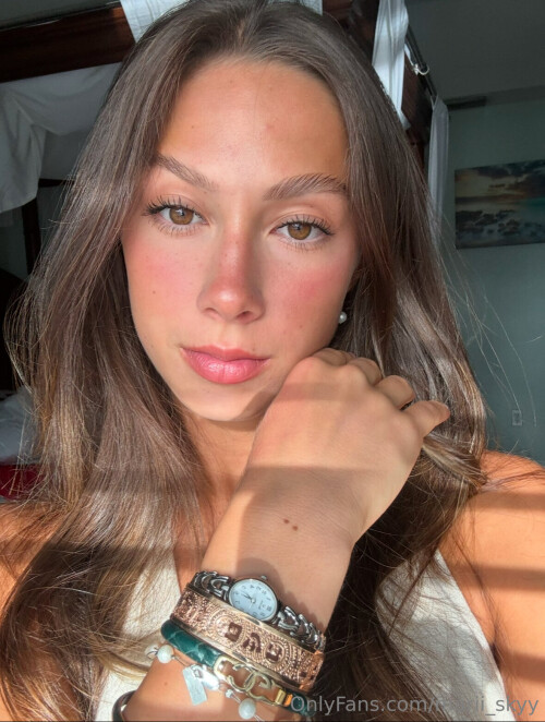 1179x1560 b4f6ab58a6ca661571ac6cdb2f5dcd8ccf54943d90dbbbac