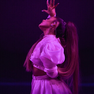 118816973_156b44187cd70abeff