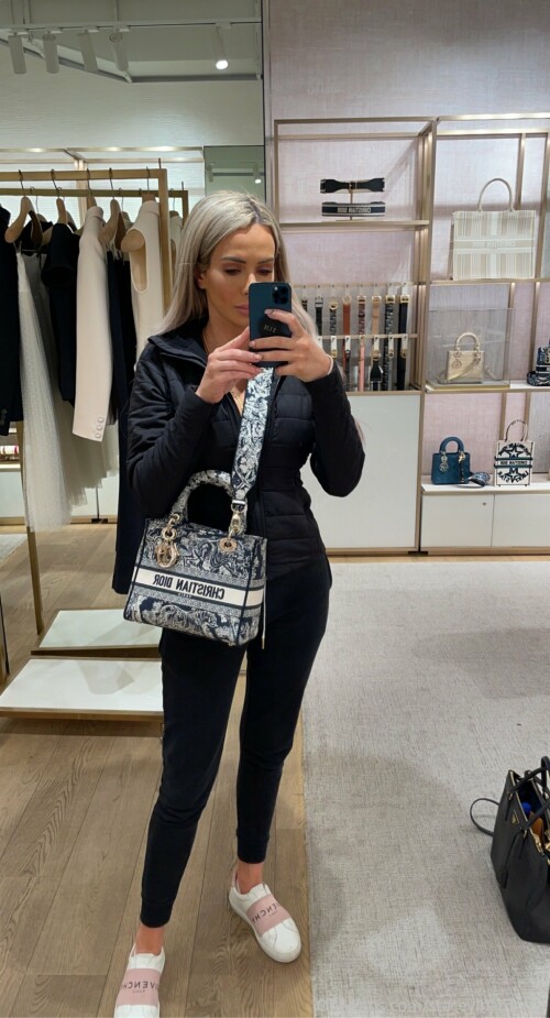 1194x2208 f8e296b19ded5e6c3e8cd4f29b309422