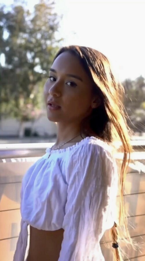 11A53EF8 2909 4667 9419 8729DF527AB1