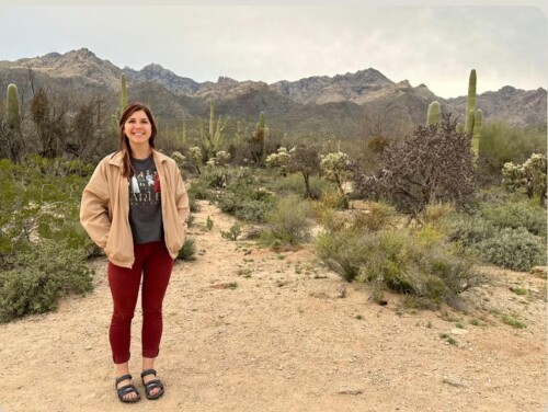 11rmq11 01 Nicole in the desert6aab51cf3f15816f