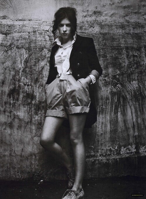 12 iS7QM4bf6642c2fe939c5