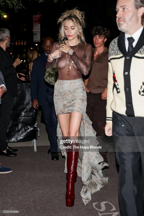 12 1941500d0bff8620d