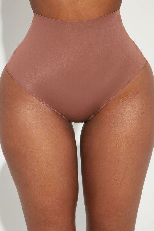 12 29 22Studio2 RM RL 11 33 38 10 56907 Chocolate P 4258 WG941a6bf38536925e