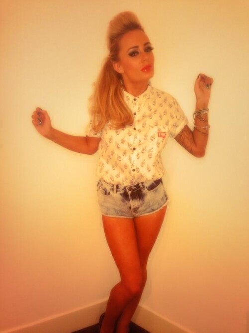 120 FK7lVFm9db5d73493afa0e3