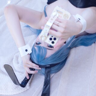 120111d339dd81fd563ba