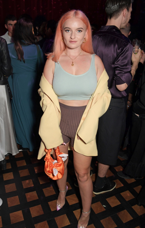 12353003791c4327e18f7c2d91