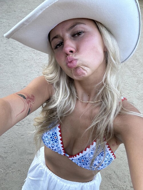 123sdtcfvyhv 137d38b098cf43230