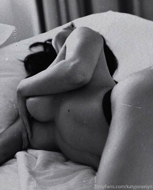 1242x1540 b8d98427e12462c00215aafe45911d567512735db5f1ffbfb2b