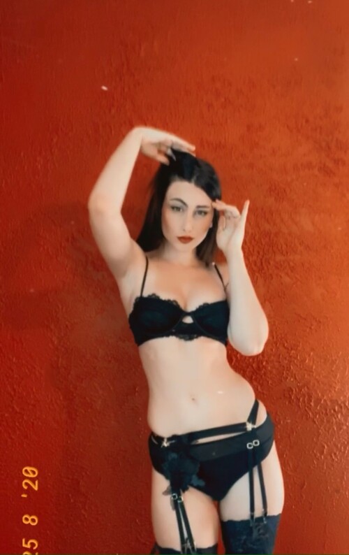 1242x1973 ee6f80010dd41b4d179765d16113c0dd