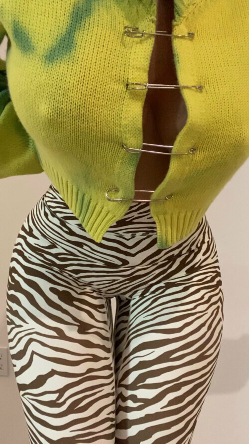 1242x2208 24c98cf66bc784ed5da2832a98f82a10a0b419717a425717