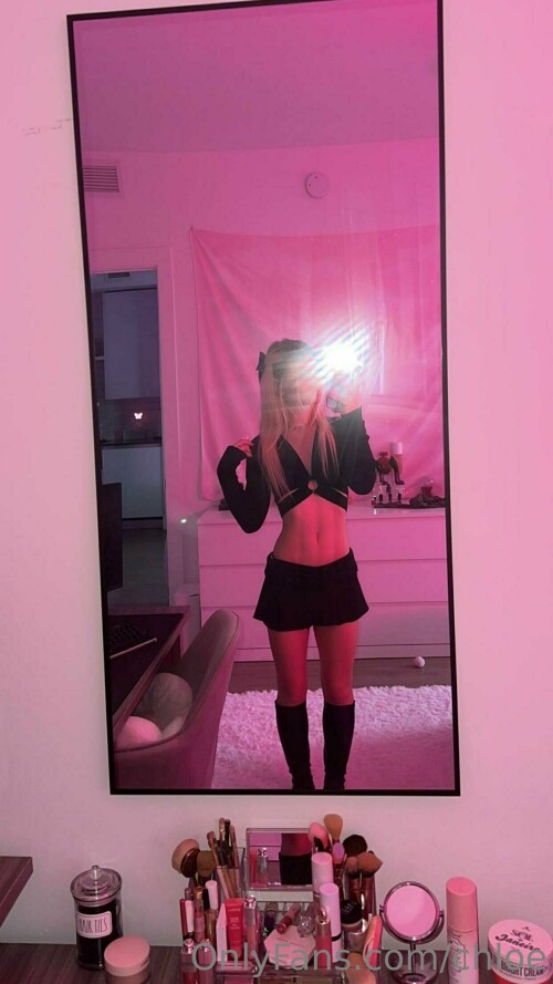 1242x2208 47040aa1d6d732b77e6978078e58956b