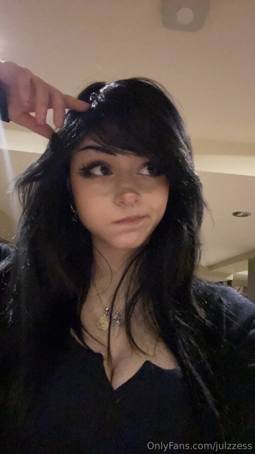 1242x2208 a34ae5782d2b9a4551846e21e1addaa48a3b0e3b2b560e89