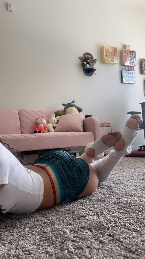 1242x2208 eb547860fbe93335d99a3be7a17fdcfb984978e0bb0e21ab