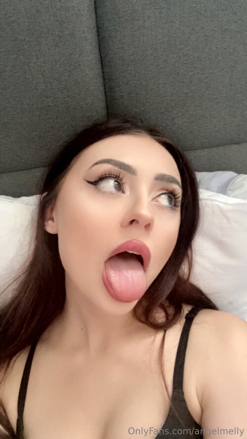 1242x2208e8ac2bb9445d88ebba8b0cf033c99009eeeee85b7c66cf2c