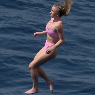 124735404dbae8cf6fa54616d201f9f6d25aa62a7