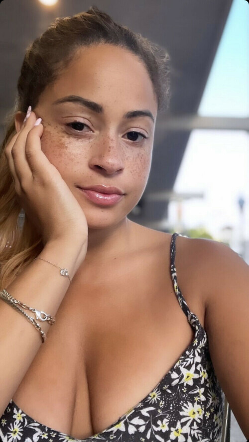 124CC83B C65A 4E9C 8B9F 3724A377F4EC