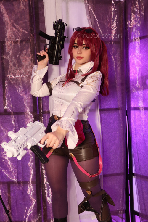 12784DE4 A2E5 4841 8988 D728BAC133F1c5eff8c533b48183