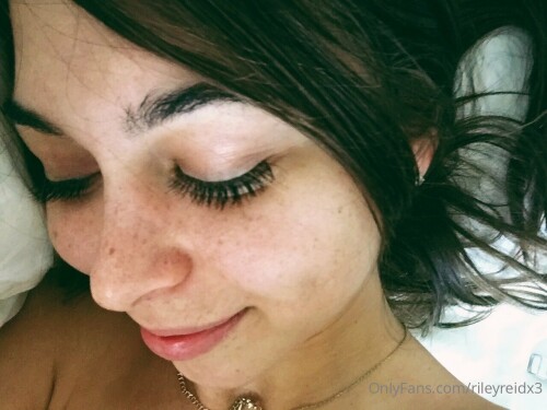 1280x960 1e875e09015ef1b0d39225c1c69b34b4