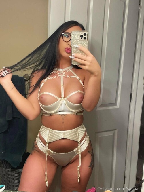 1284x1712 a587d8c64d3479cce4cc51f4f282f2d8