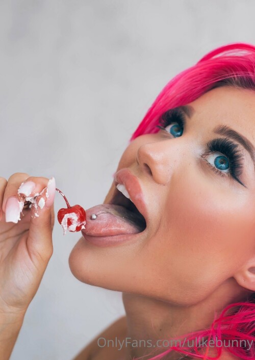 1284x1812 b01b52dd88966fc0b62ad86d7c48d10bea142553fc212814