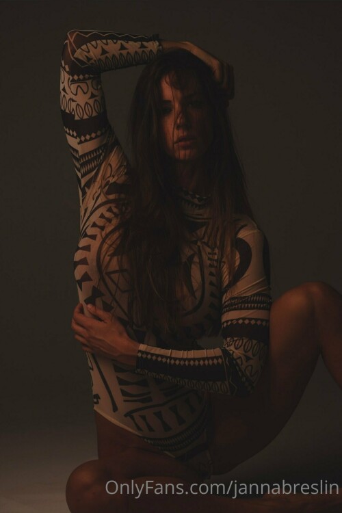 1284x1926 d6b76a93741f06a9d8b215eb57a2b1ad