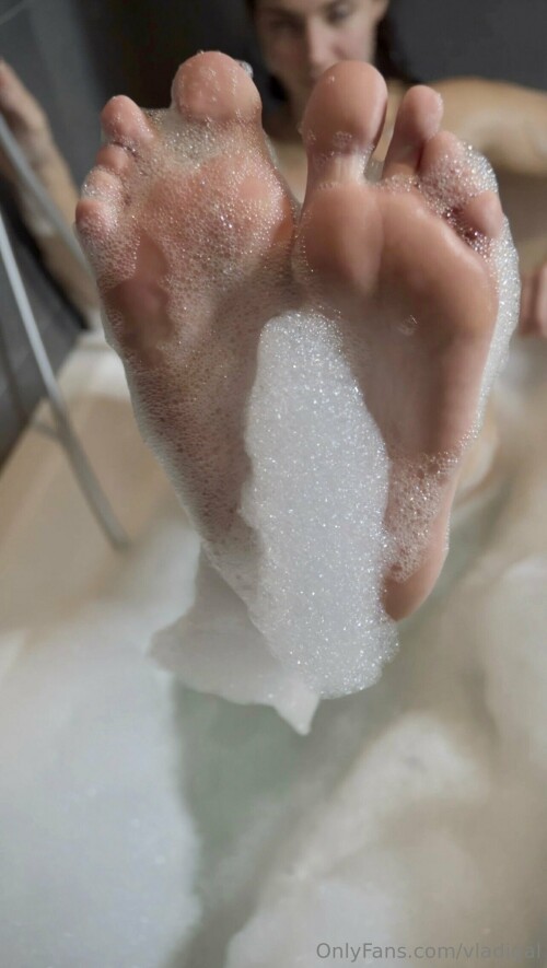 1284x2273 255839afba36aee9b2df912b1bc96b01d0ea24c050abcd93