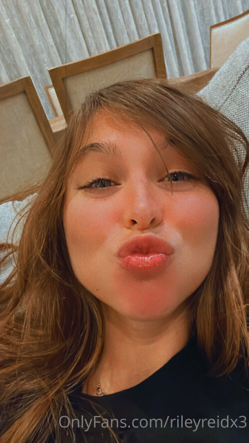 1284x2282 037a96a359603fc89cafeff636e6565a