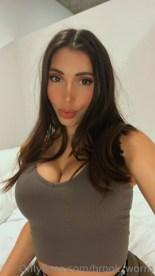 1284x2282 7cbe12632ba6839eeda85703b30496f2