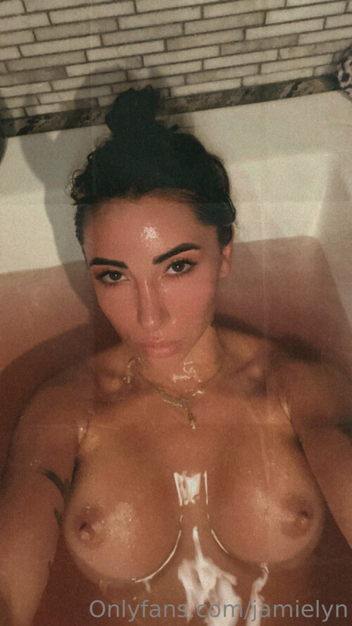 1284x2282 bbca17e3344fc8bb2b33d8f0d4e1831e