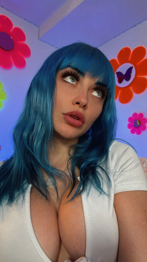 1284x2282 be1f52f1a0801490dab220ff8d65ba2c