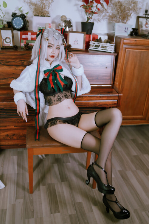 12E1C8DB 0BA1 42D8 983E 601EBCB98BDF